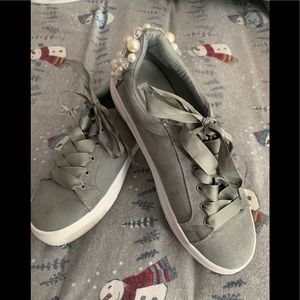 Steve Madden embellished tennis shoes